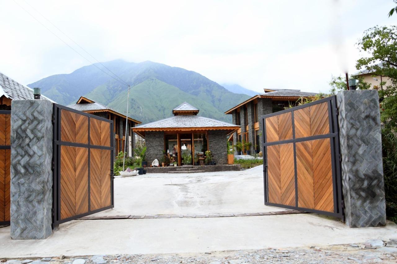 Osho Himalayas Wellness Resort Kangra Bagian luar foto
