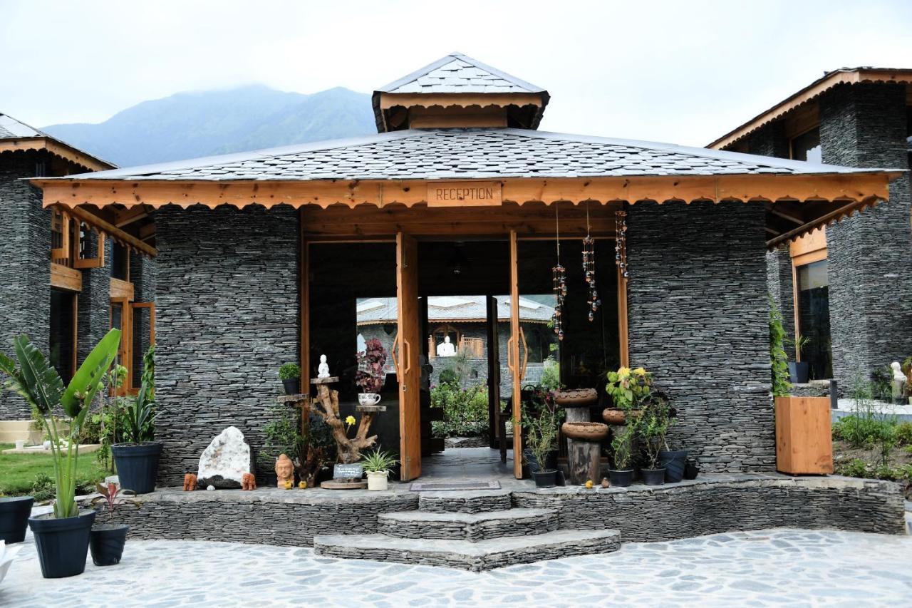 Osho Himalayas Wellness Resort Kangra Bagian luar foto