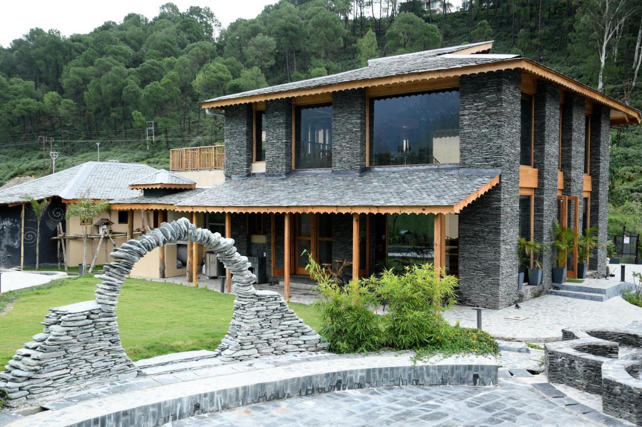 Osho Himalayas Wellness Resort Kangra Bagian luar foto