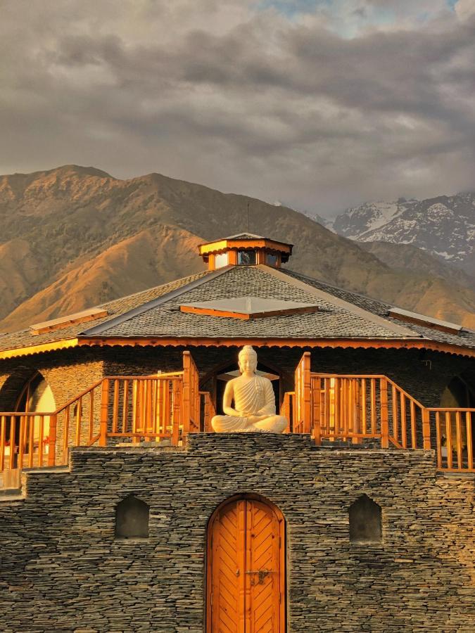 Osho Himalayas Wellness Resort Kangra Bagian luar foto