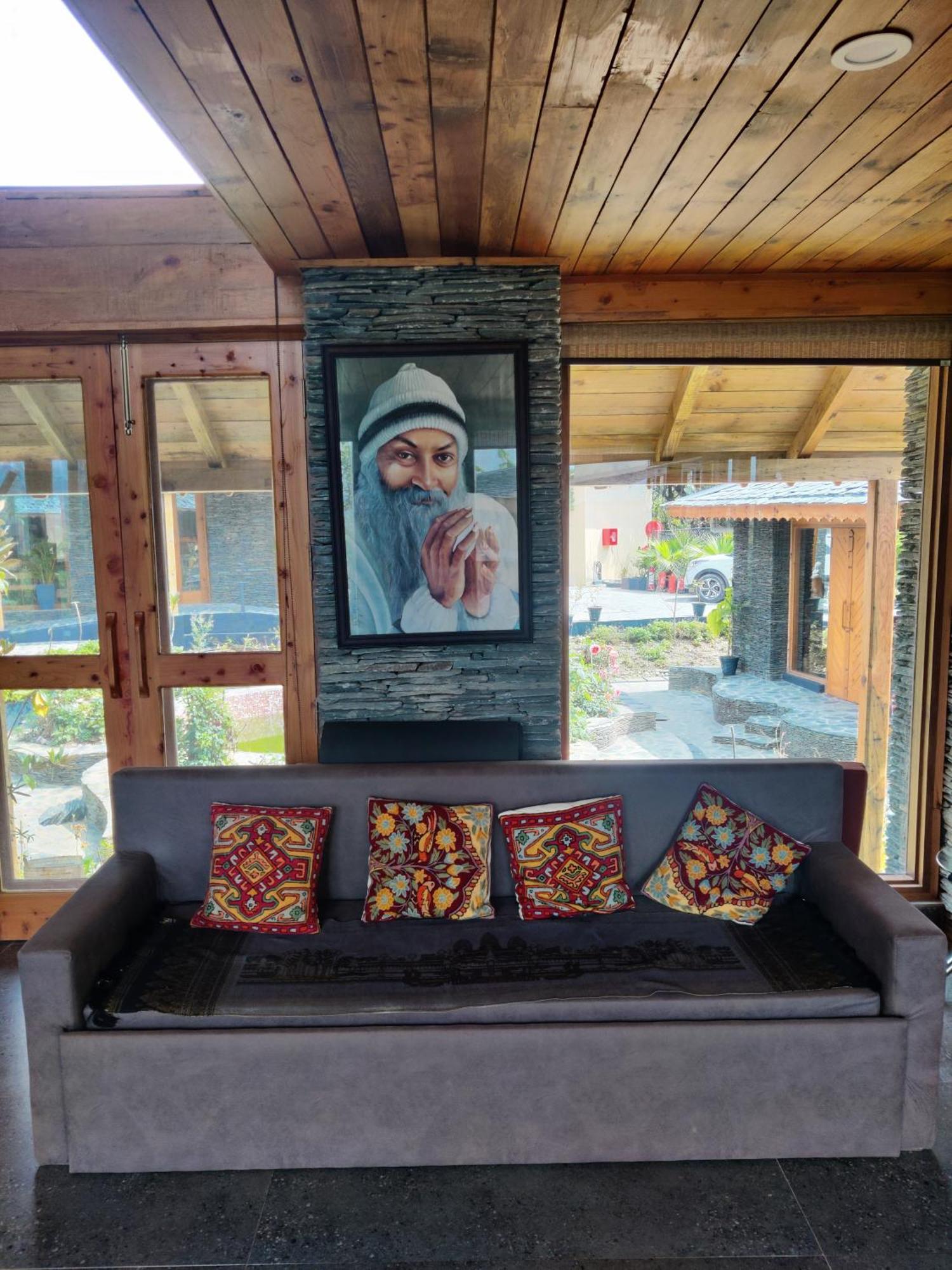 Osho Himalayas Wellness Resort Kangra Bagian luar foto